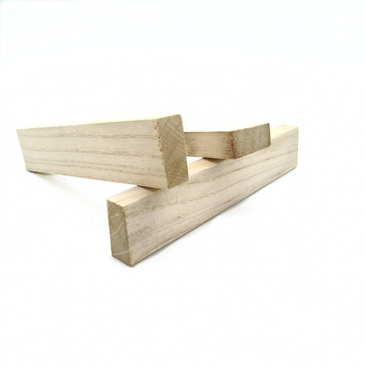 Paulownia Stretcher Bars 18mm*38mm (3m length raw moulding) Paulownia Stretcher Bars 18mm*38mm (3m length raw moulding)